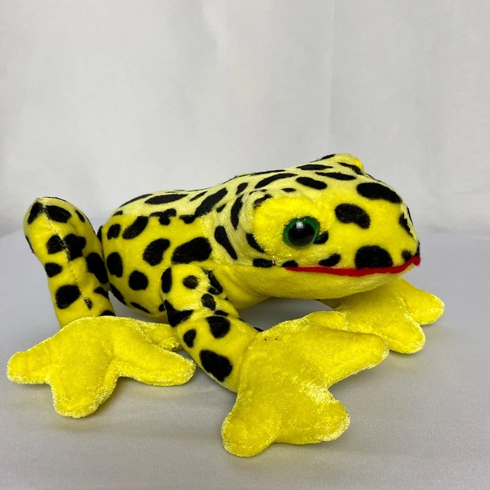 NWT Pair of Cal plush Green | Yellow Cuddly Soft Plush Animal Spotted Frogs